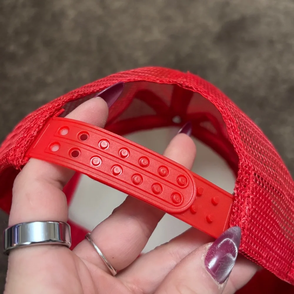 Red and White Cap with glittery Bow Design nwot‎ adjustable SnapBack - Picture 2 of 3